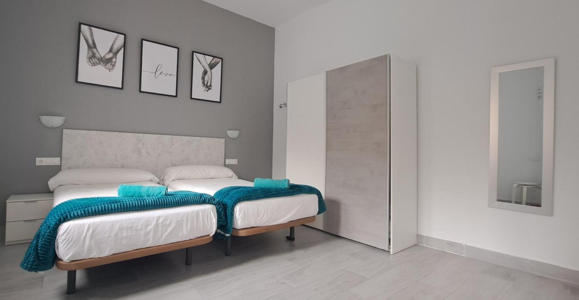 Apartamento La Loperana Malaga Exterior photo